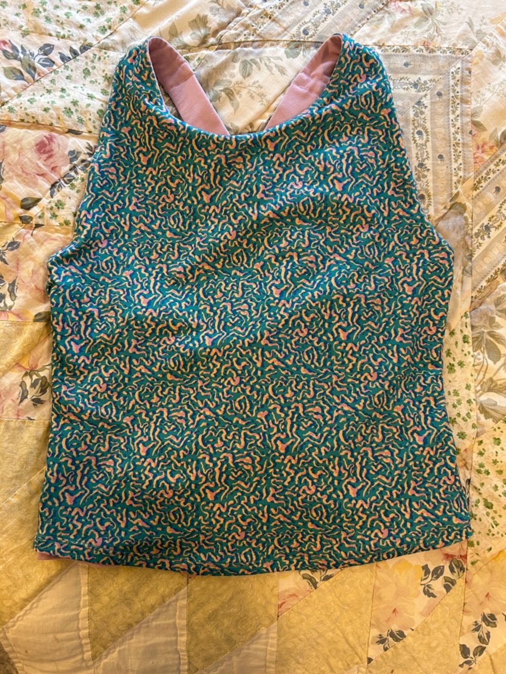 Patagonia women’s reversible swim tank